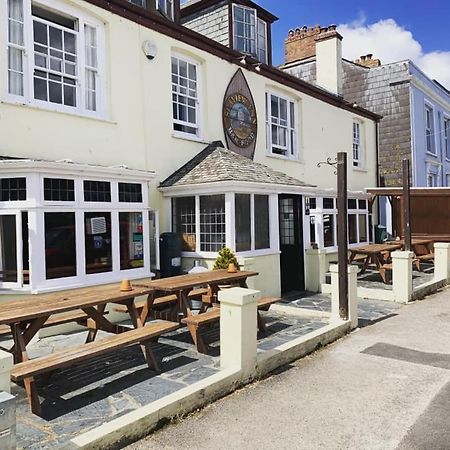 Seaview Inn 팰머스 외부 사진